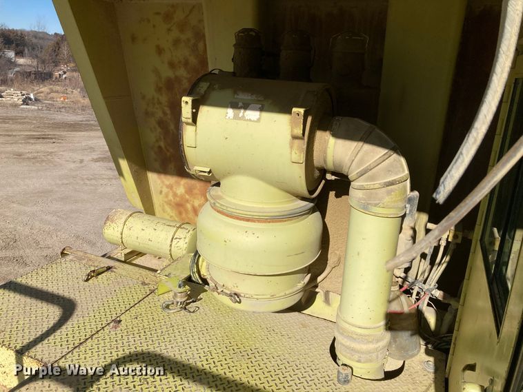 image for item DJ6155 1992 Euclid R35  haul truck