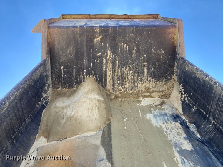 image for item DJ6155 1992 Euclid R35  haul truck