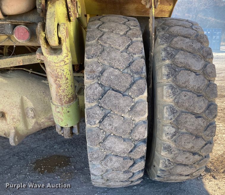 image for item DJ6155 1992 Euclid R35  haul truck