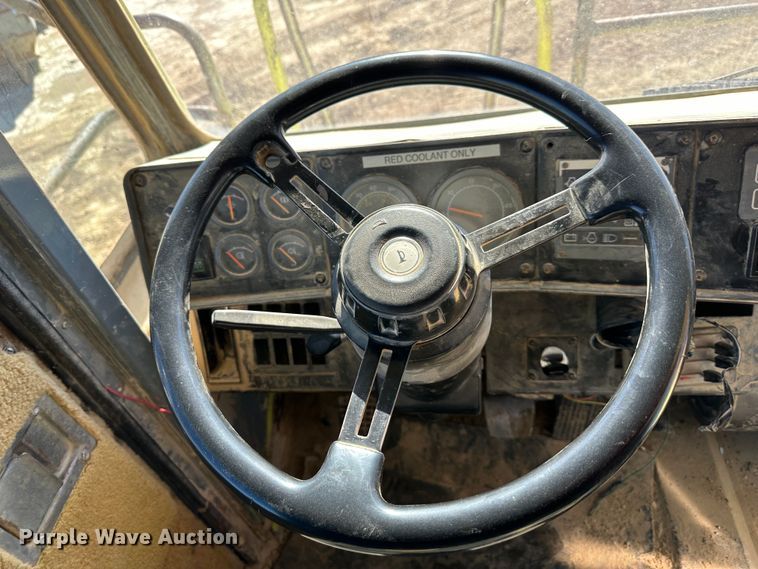 image for item DJ6156 1995 Euclid R40  haul truck