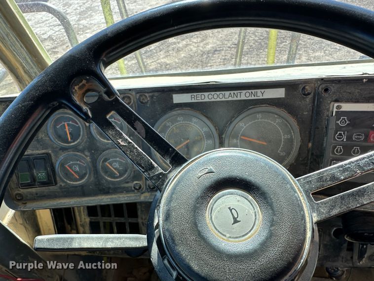 image for item DJ6156 1995 Euclid R40  haul truck