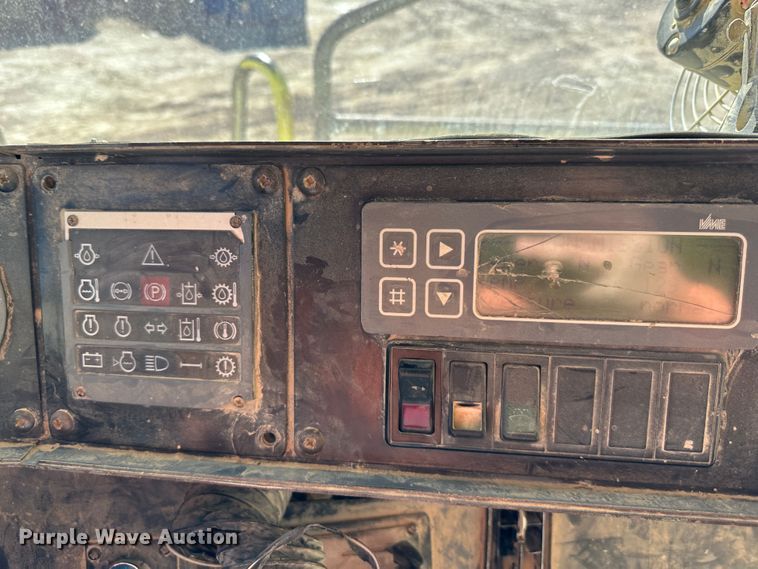 image for item DJ6156 1995 Euclid R40  haul truck