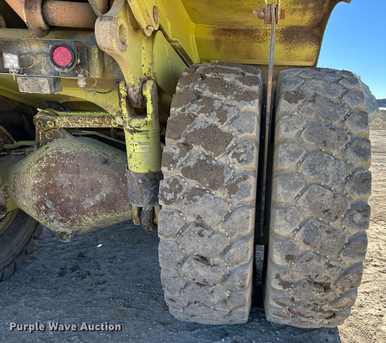 image for item DJ6156 1995 Euclid R40  haul truck