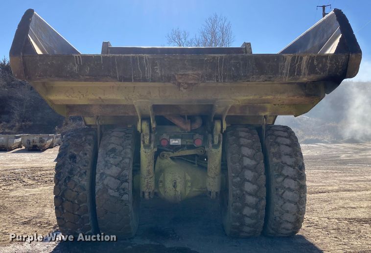 image for item DJ6157 1994 Euclid R35  haul truck