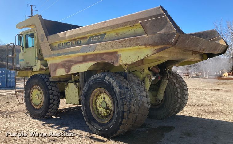 image for item DJ6157 1994 Euclid R35  haul truck