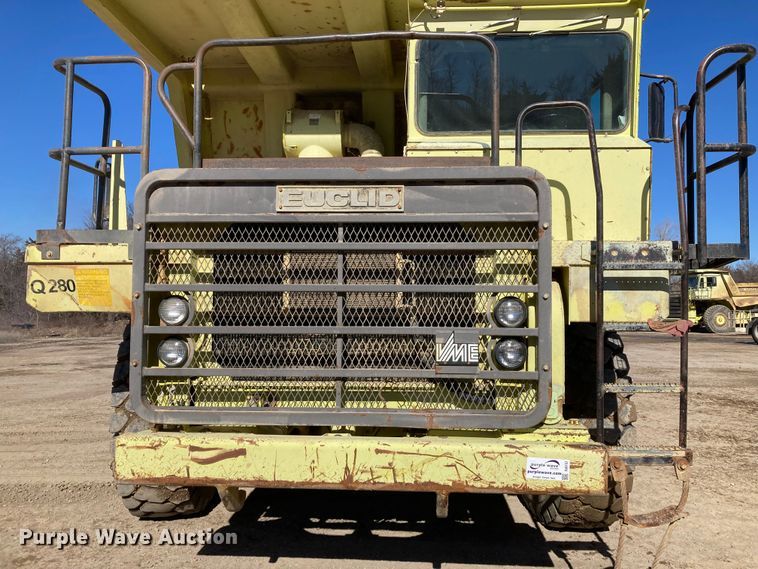 image for item DJ6157 1994 Euclid R35  haul truck