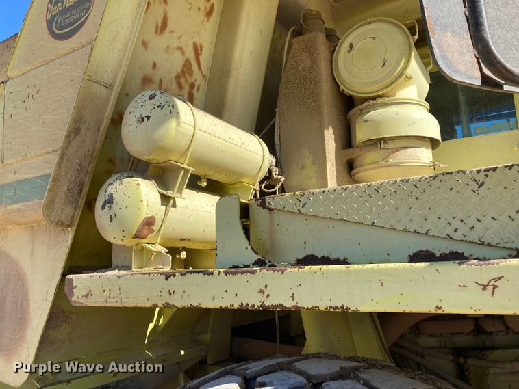 image for item DJ6157 1994 Euclid R35  haul truck