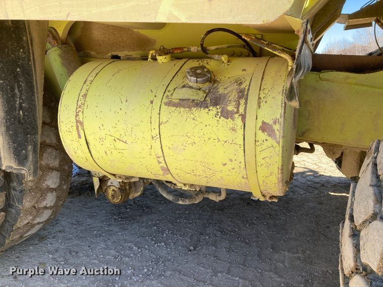 image for item DJ6157 1994 Euclid R35  haul truck