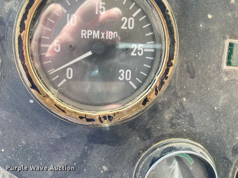 image for item DJ6157 1994 Euclid R35  haul truck