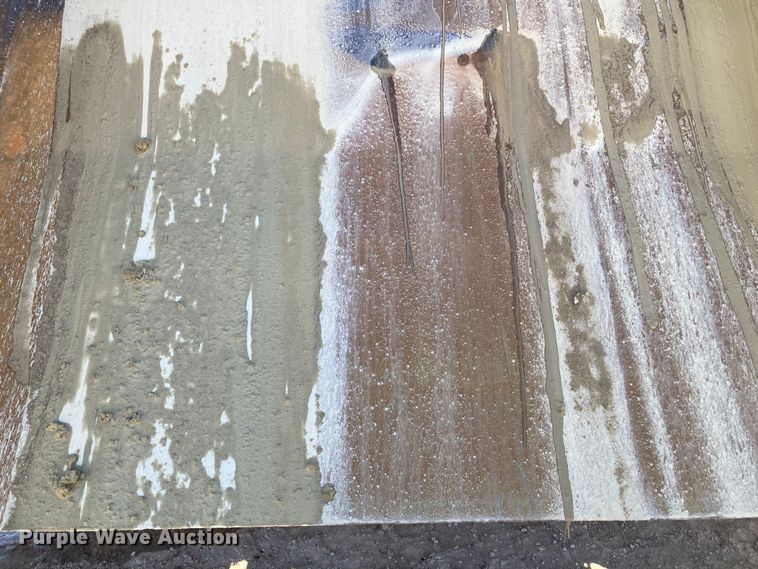 image for item DJ6157 1994 Euclid R35  haul truck