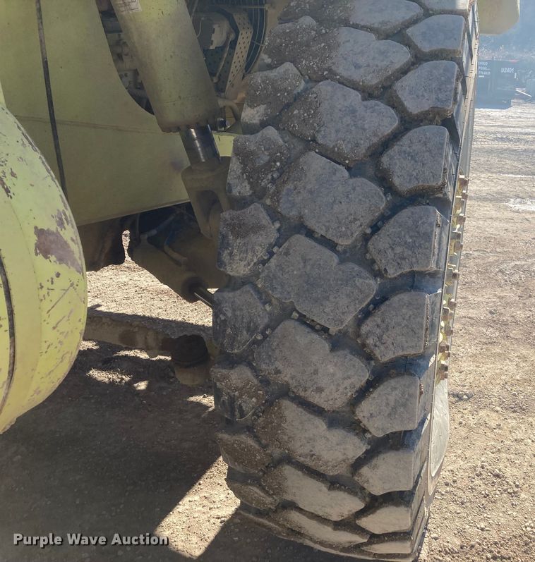 image for item DJ6157 1994 Euclid R35  haul truck