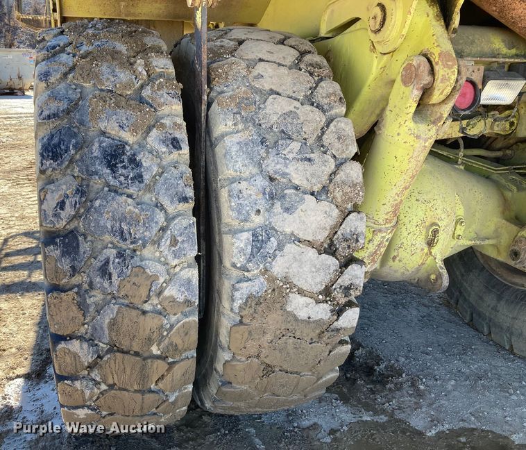 image for item DJ6157 1994 Euclid R35  haul truck