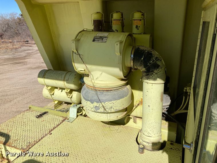 image for item DJ6158 1995 Euclid R35  haul truck