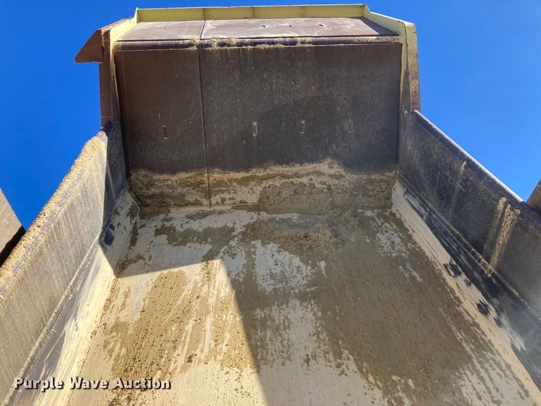 image for item DJ6158 1995 Euclid R35  haul truck