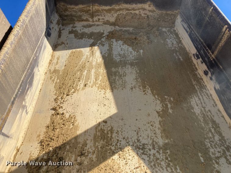 image for item DJ6158 1995 Euclid R35  haul truck