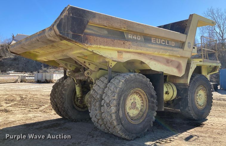 image for item DJ6159 1997 Euclid R40  haul truck