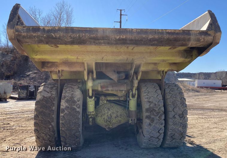 image for item DJ6159 1997 Euclid R40  haul truck