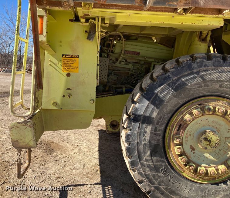 image for item DJ6159 1997 Euclid R40  haul truck