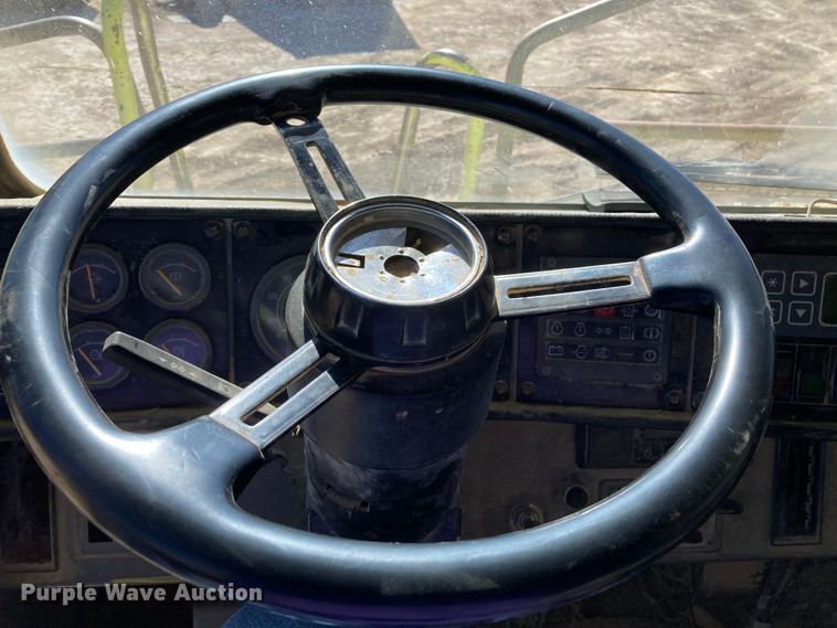 image for item DJ6159 1997 Euclid R40  haul truck