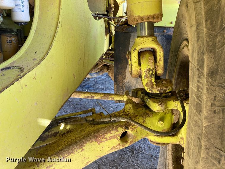 image for item DJ6159 1997 Euclid R40  haul truck