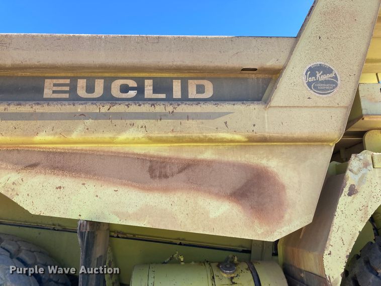 image for item DJ6159 1997 Euclid R40  haul truck