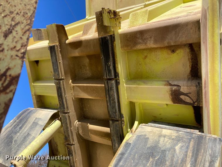 image for item DJ6159 1997 Euclid R40  haul truck