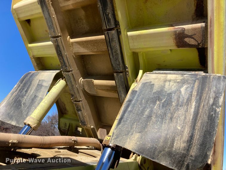 image for item DJ6159 1997 Euclid R40  haul truck