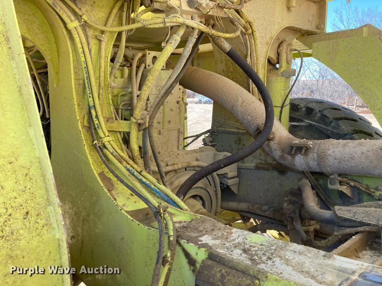 image for item DJ6159 1997 Euclid R40  haul truck