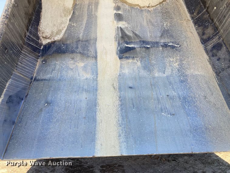 image for item DJ6159 1997 Euclid R40  haul truck