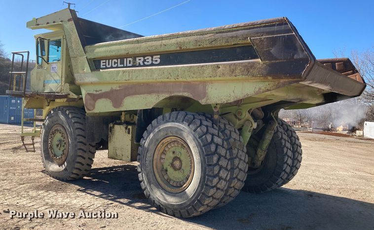 image for item DJ6160 1992 Euclid R35  haul truck