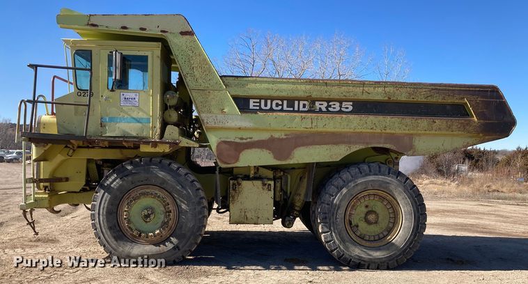 image for item DJ6160 1992 Euclid R35  haul truck