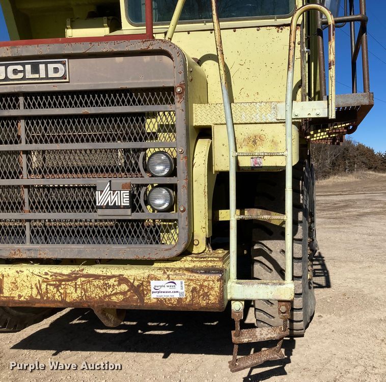 image for item DJ6160 1992 Euclid R35  haul truck