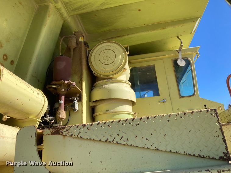 image for item DJ6160 1992 Euclid R35  haul truck