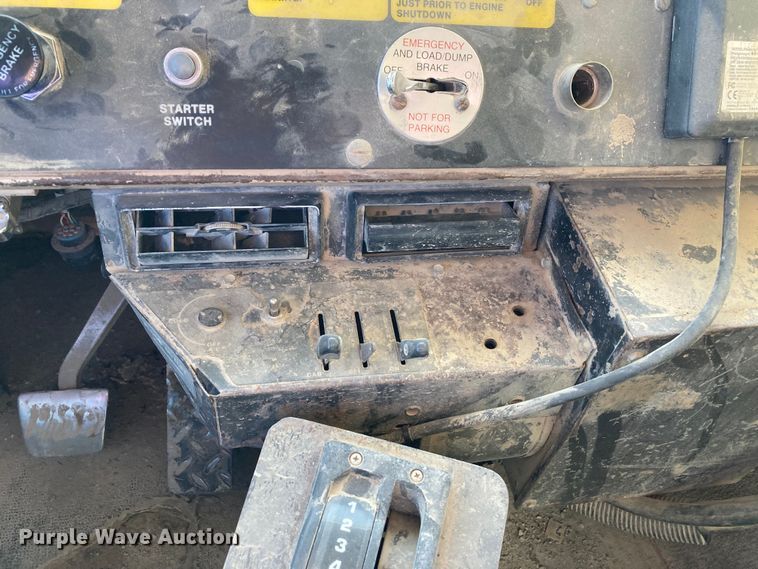 image for item DJ6160 1992 Euclid R35  haul truck