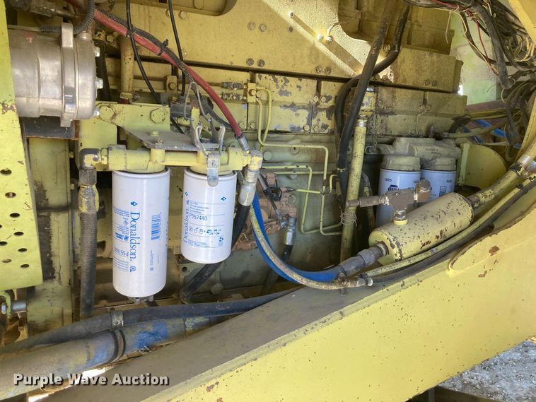 image for item DJ6160 1992 Euclid R35  haul truck