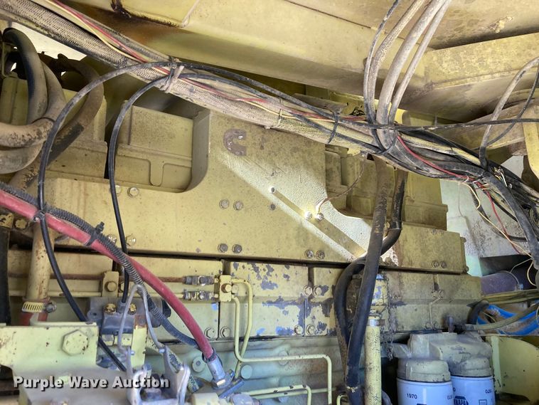 image for item DJ6160 1992 Euclid R35  haul truck