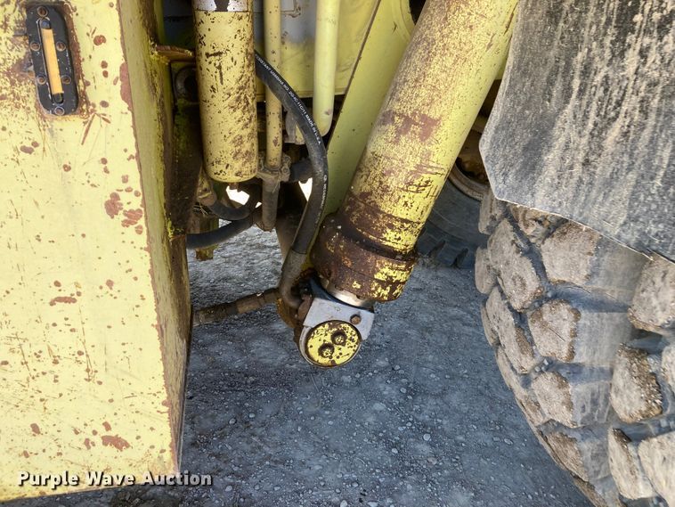 image for item DJ6160 1992 Euclid R35  haul truck