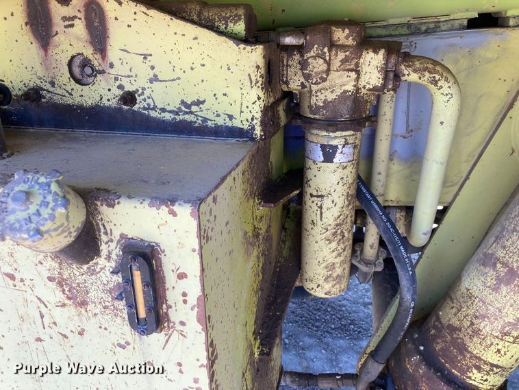 image for item DJ6160 1992 Euclid R35  haul truck