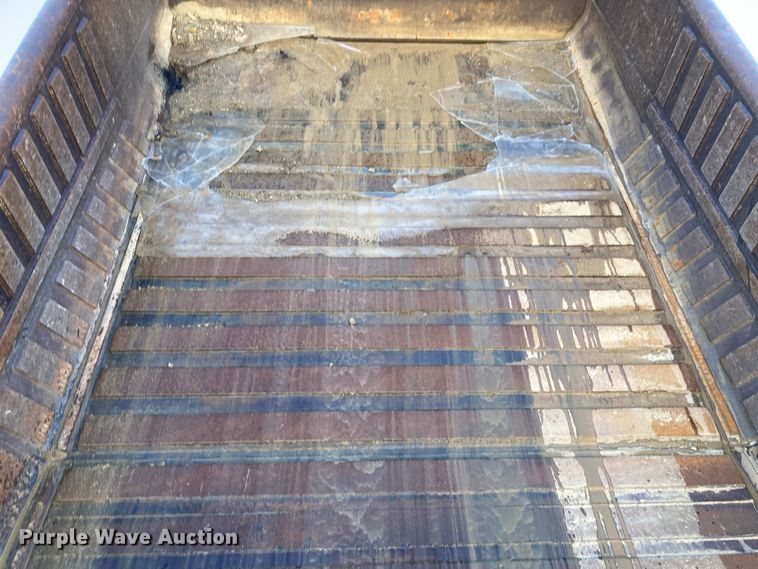 image for item DJ6160 1992 Euclid R35  haul truck