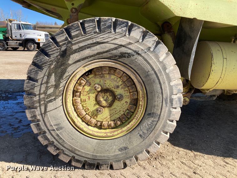 image for item DJ6160 1992 Euclid R35  haul truck