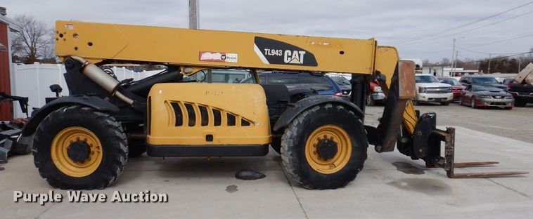 image for item DK5144 2007 Caterpillar TL943  telehandler