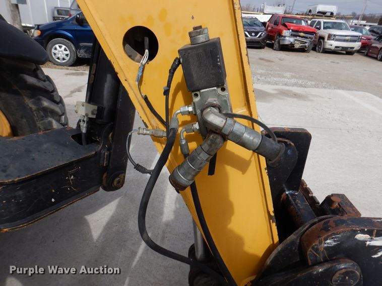 image for item DK5144 2007 Caterpillar TL943  telehandler