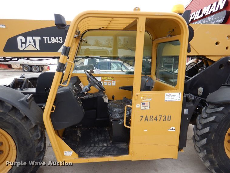 image for item DK5144 2007 Caterpillar TL943  telehandler