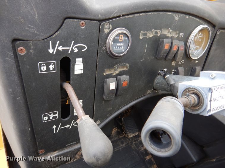 image for item DK5144 2007 Caterpillar TL943  telehandler