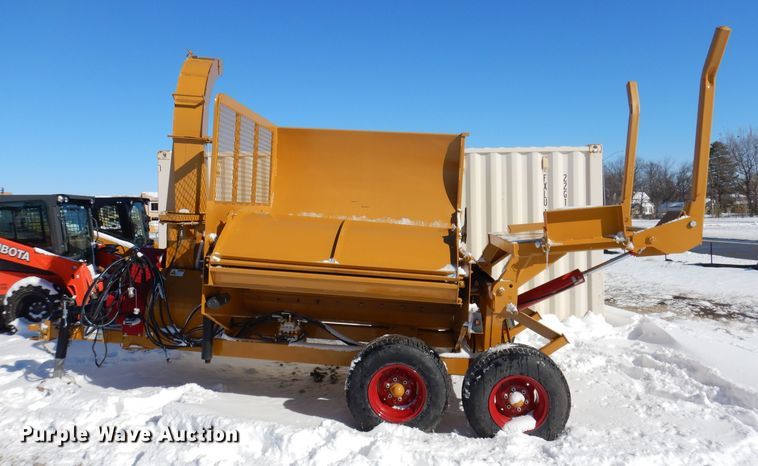 image for item DK5148 HayBuster 2574  bale processor