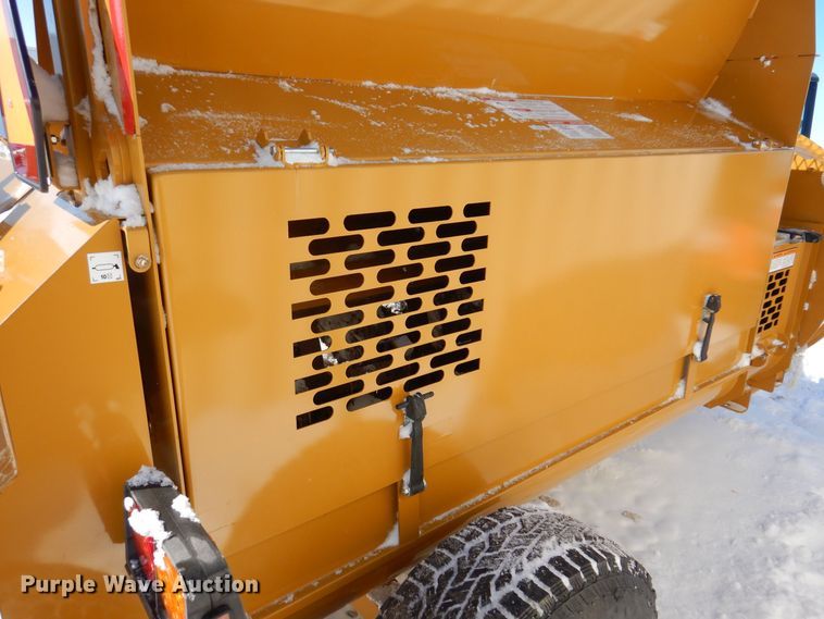image for item DK5148 HayBuster 2574  bale processor