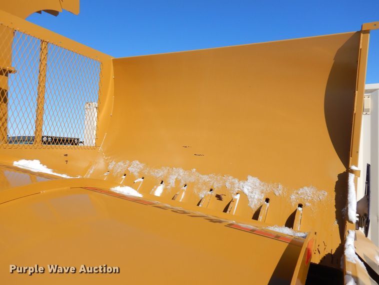 image for item DK5148 HayBuster 2574  bale processor