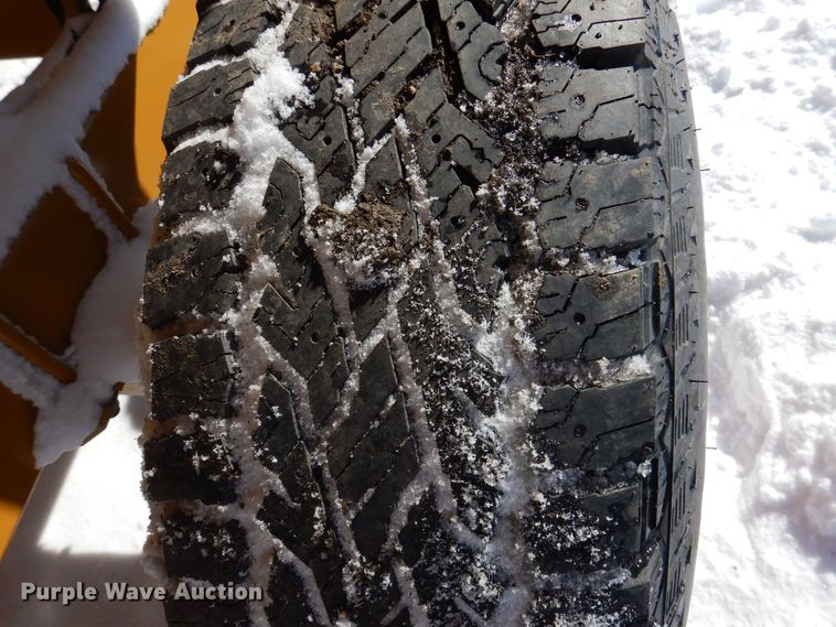 image for item DK5148 HayBuster 2574  bale processor