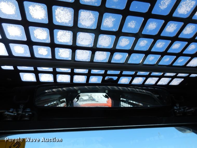 image for item DK5150 2019 Kubota SSV75  skid steer loader