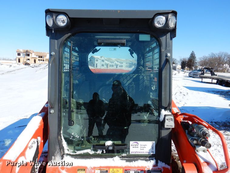 image for item DK5150 2019 Kubota SSV75  skid steer loader